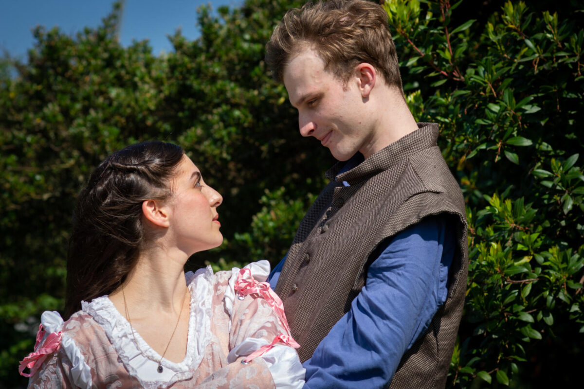 Joe Moore as Romeo and Jasmine Harrick as Juliet. Photo by Ken Holmes