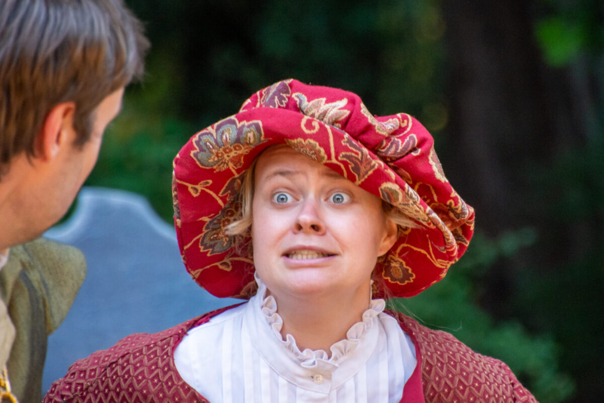 Keenan Hilton, Malia Wessel. Photo by Ken Holmes.