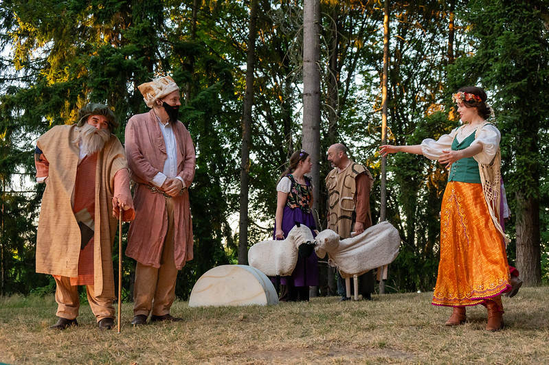 Dan Ruiz Salvatura, Brandon Brown, Olivia Ockey Goodwin, Rain Anderson. Photo by Ken Holmes.